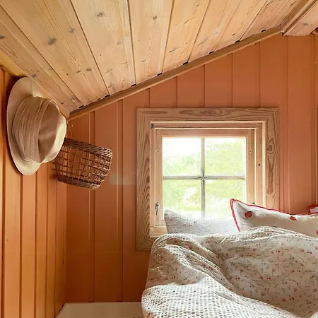 Waterfront On Idyllic Rosholmen Holiday home *